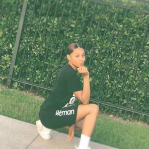 Meet your Posher, Orb